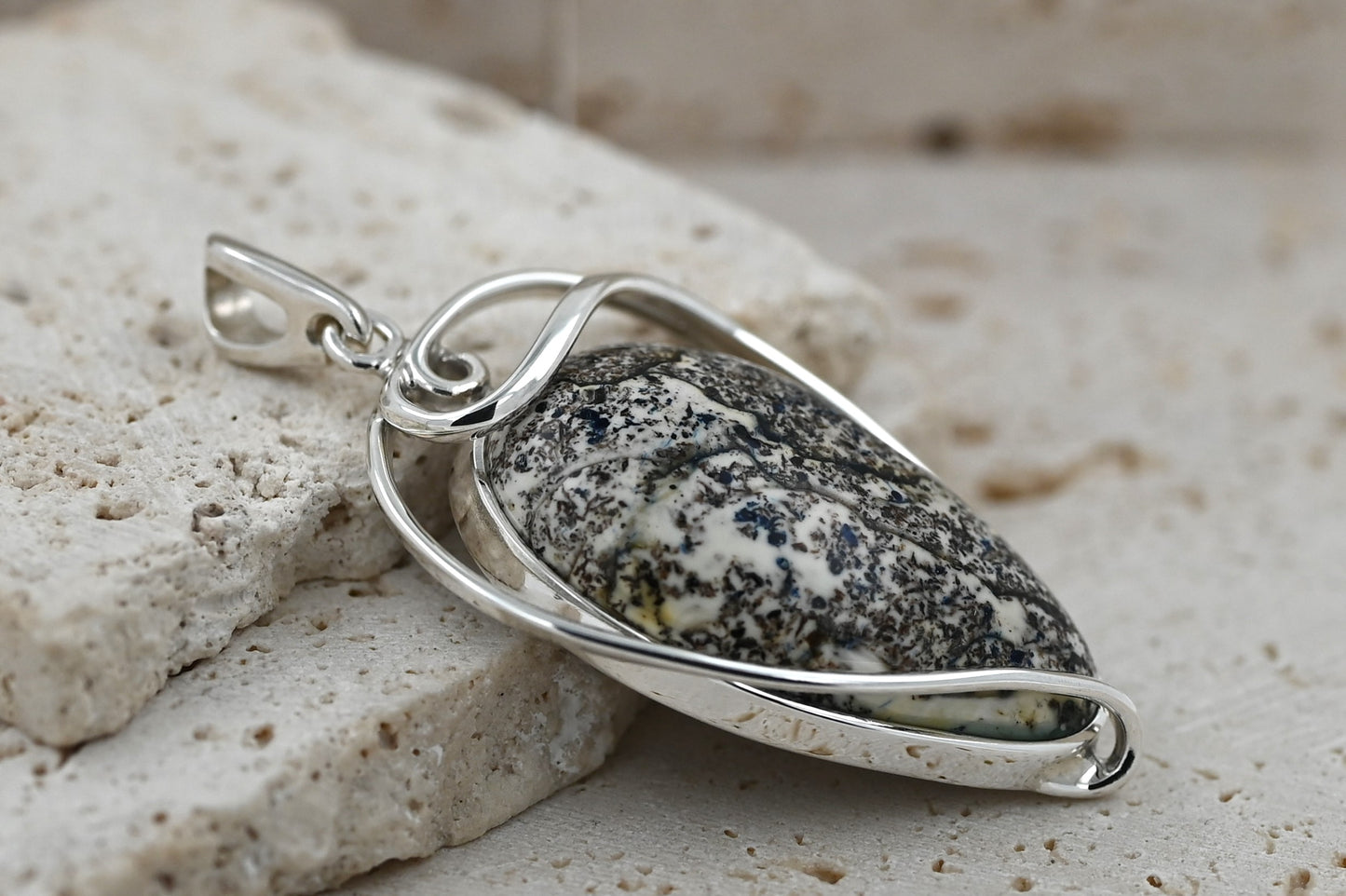Unikatowy Bursztyn Bałtycki, Czarny Bursztyn, Biały Bursztyn, Srebro 925