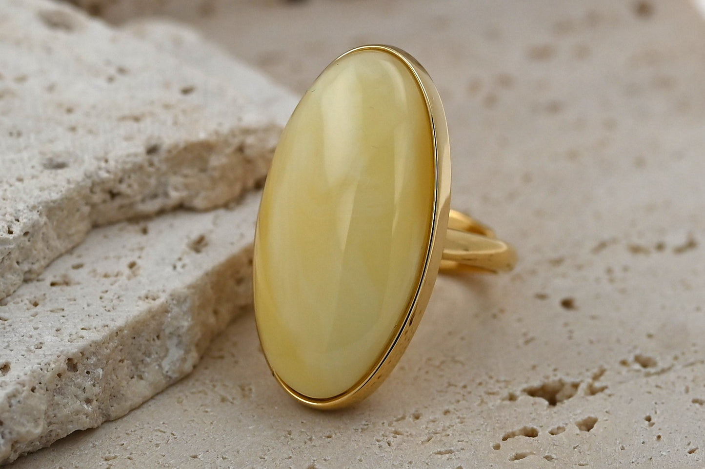 Duży Unikatowy Pierścionek Mleczny Bursztynowy, Unikat, Pozłacane Srebro 925