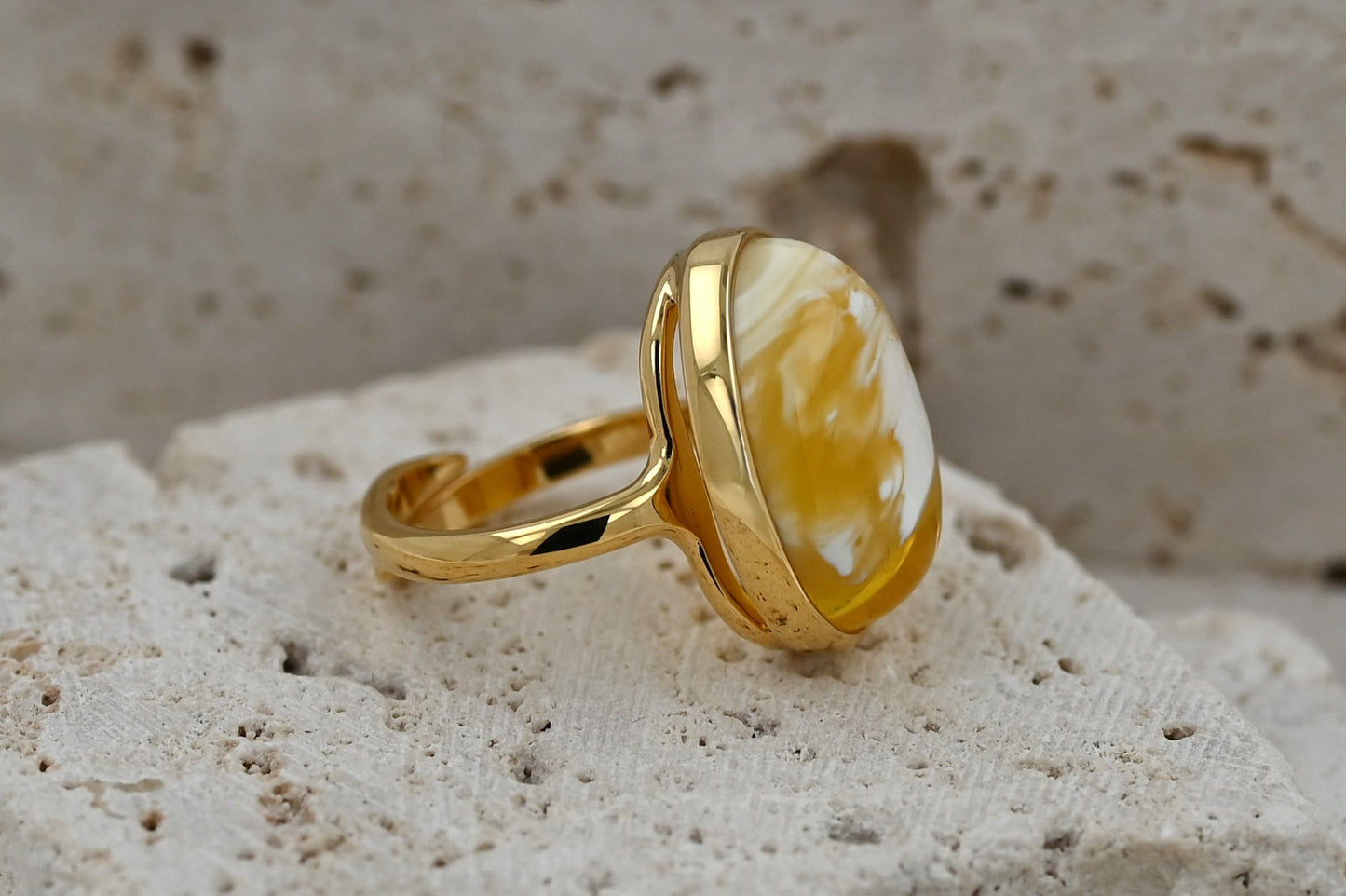 Unikatowym Pierścionek z Mlecznym Bursztynem Bałtyckim, Białe Mozaiki, Pozłacane Srebro 925