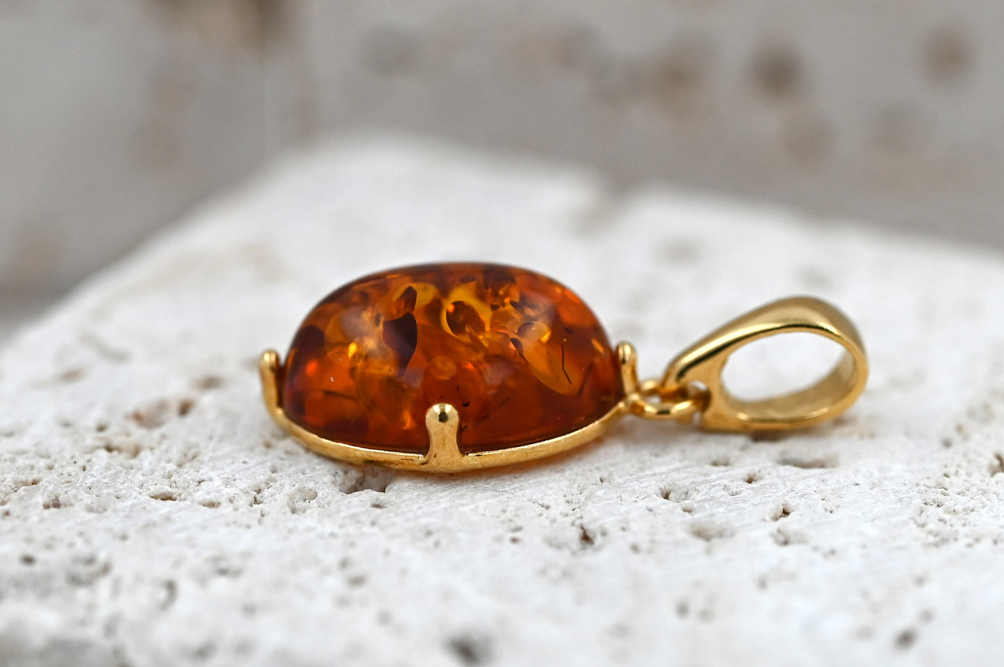 Wisiorek Bursztynowy Blask, Koniak, Pozłacane Srebro 925