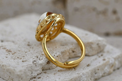 Unikatowy Pierścionek Bursztynowa Elegancja, Mleczny, Pozłacane Srebro