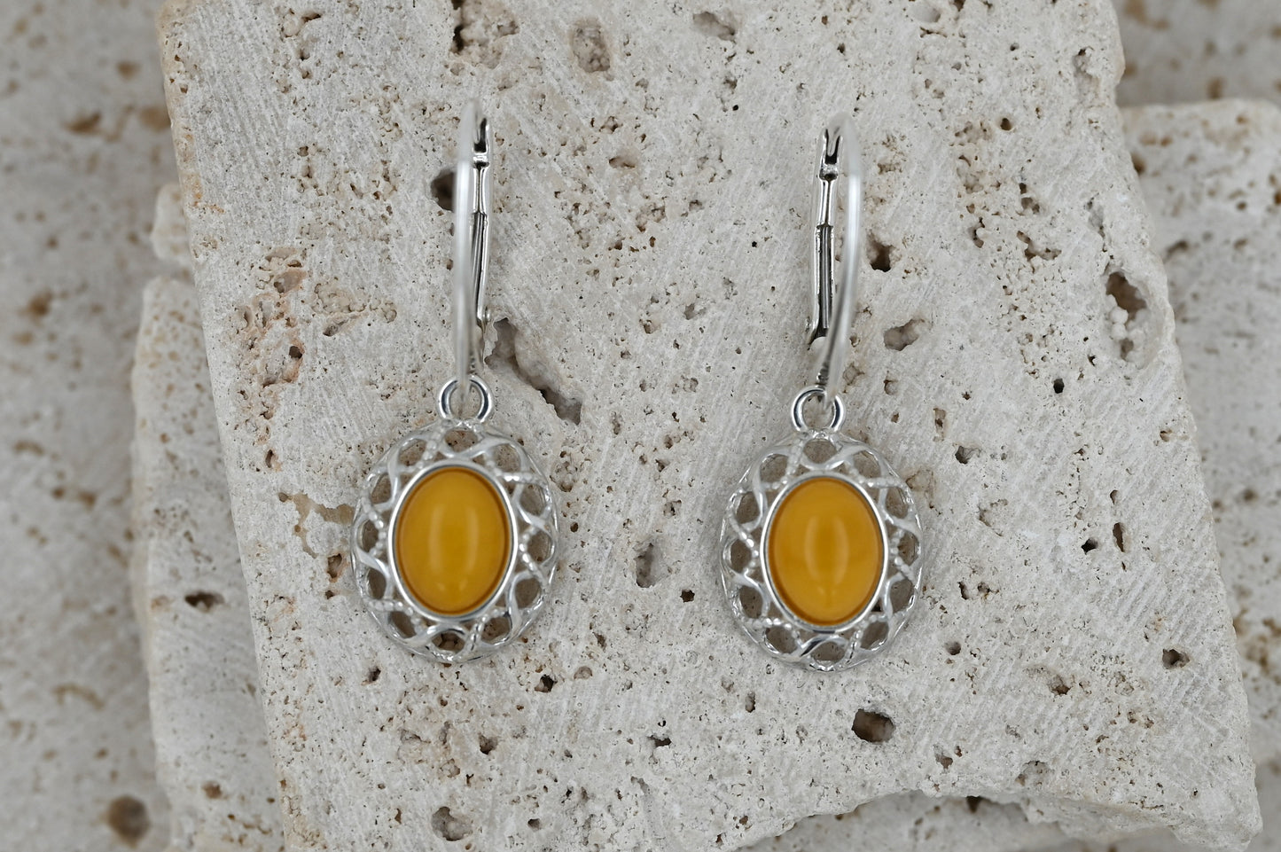 Kolczyki Bursztynowa Gracja, Mleczny, Srebro 925