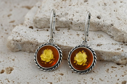Kolczyki z Bursztynem i Rzeźbioną Różą Cameo | Srebro 925 | Elegancka Biżuteria