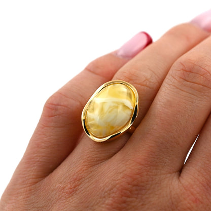 Pierścionek Bursztynowa Fala, Mleczny, Pozłacane srebro, Unikat