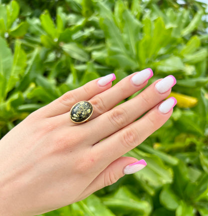 Classic Amber Ring, Green, Gold-plated Silver