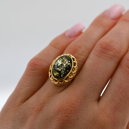 Pierścionek Bursztynowa Elegancja, Zielony, Pozłacane Srebro 925