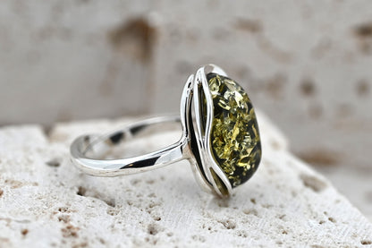 Amber Wave Ring, Green, Silver 925