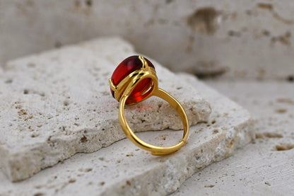 Amber Glow Ring, Red, Gold-plated Silver