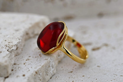 Amber Harmony Ring, Red, Gold-plated Silver