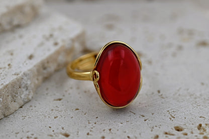 Amber Harmony Ring, Red, Gold-plated Silver