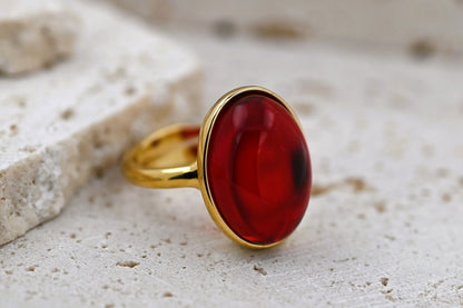 Classic Amber Ring, Red, Gold-plated silver