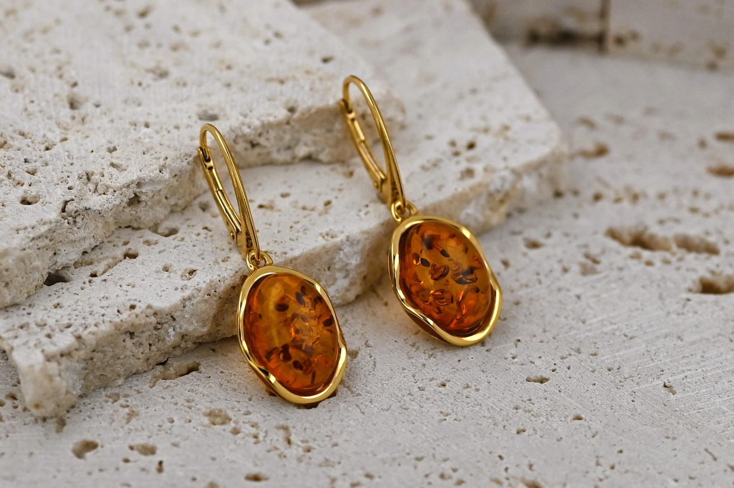 Amber Wave Earrings, Cognac, Gold-plated 925 silver