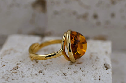 Amber Aura Ring, Cognac, Gold-plated silver