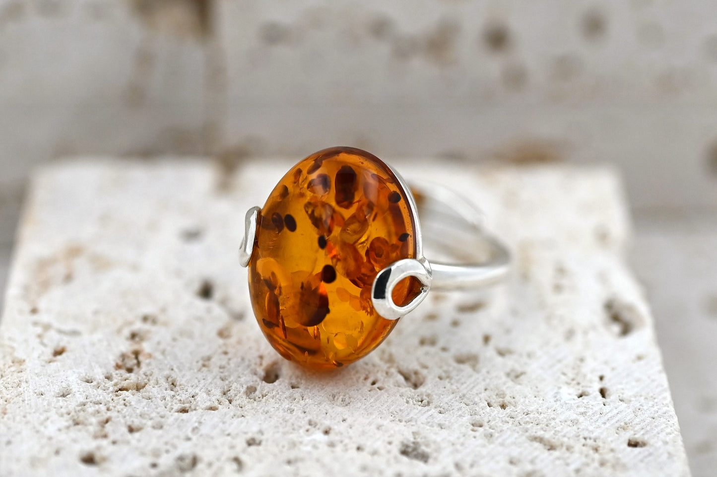 Amber Omega Ring, Cognac, Silver