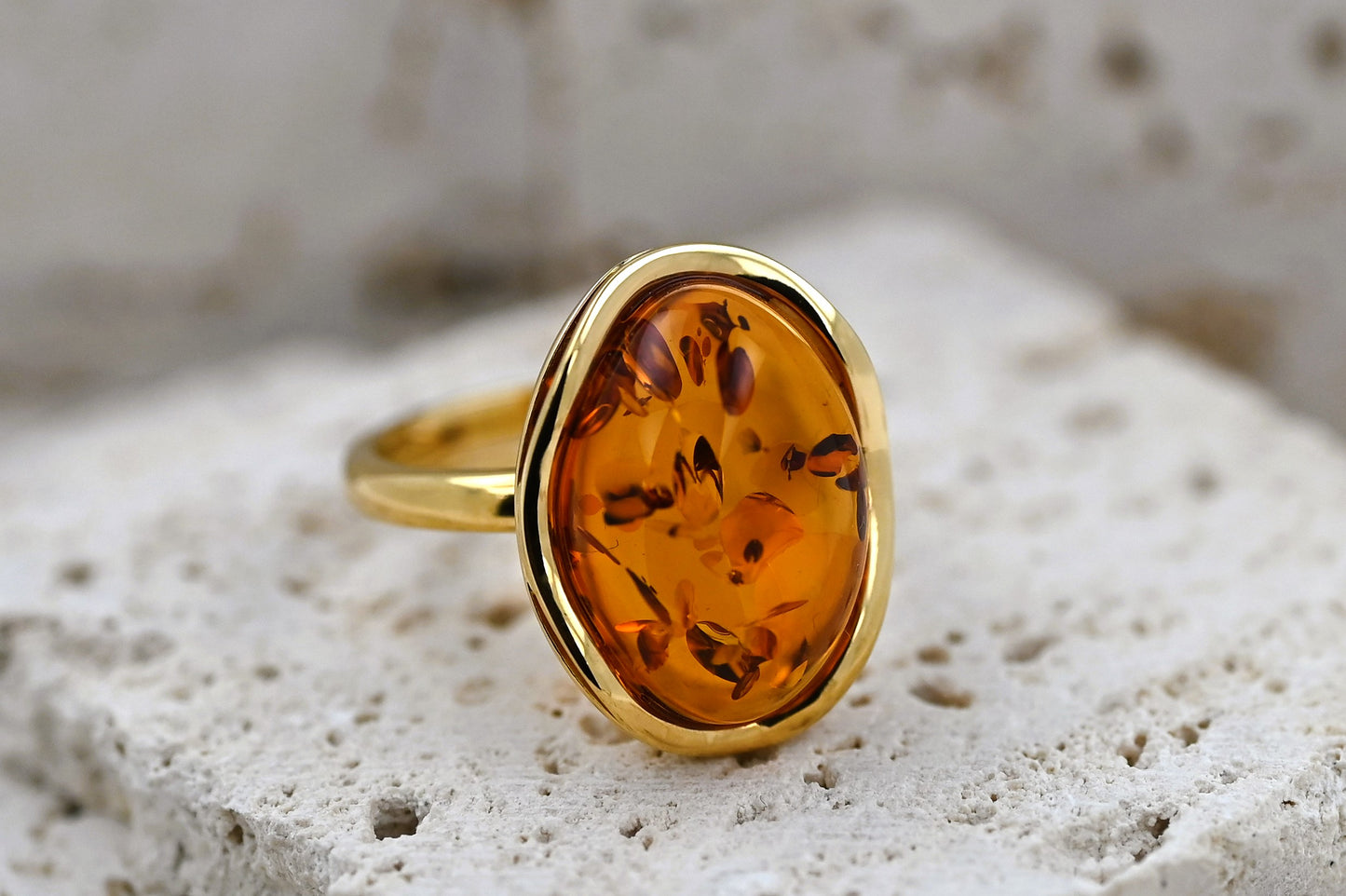 Amber Wave Ring, Cognac, Gold-plated Silver