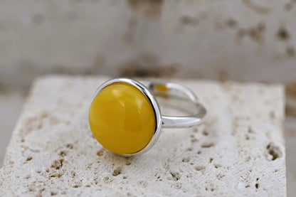 Amber Aura Ring, Yellow, Silver 925