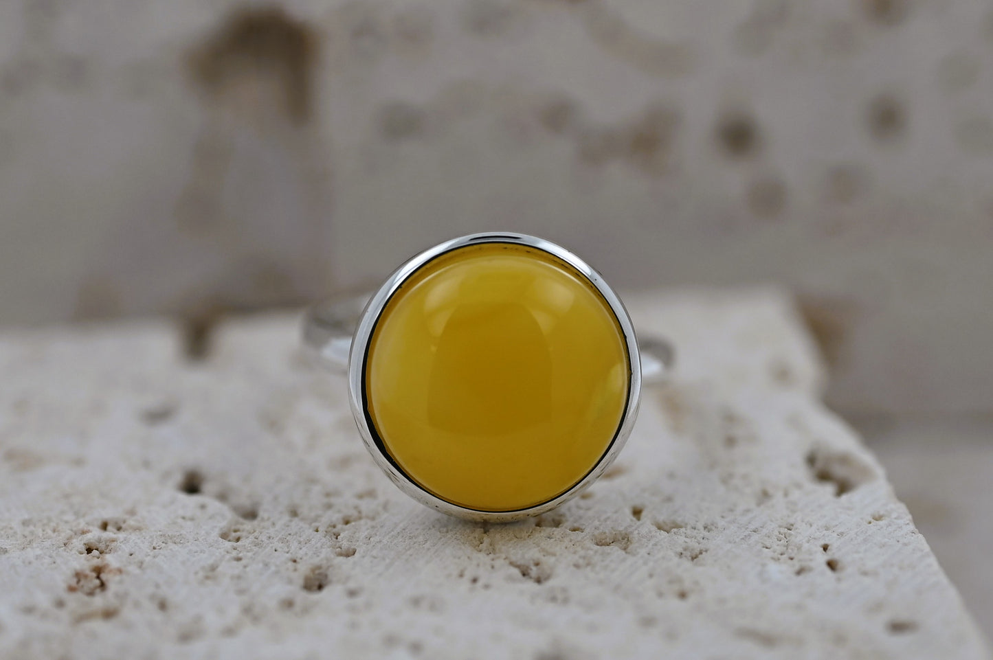 Amber Aura Ring, Yellow, Silver 925