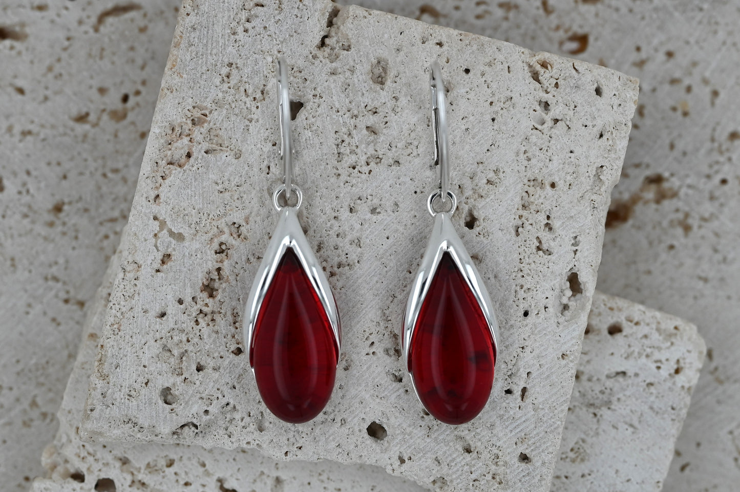 Kolczyki Bursztynowa Kropla, Czerwony, Pozłacane srebro