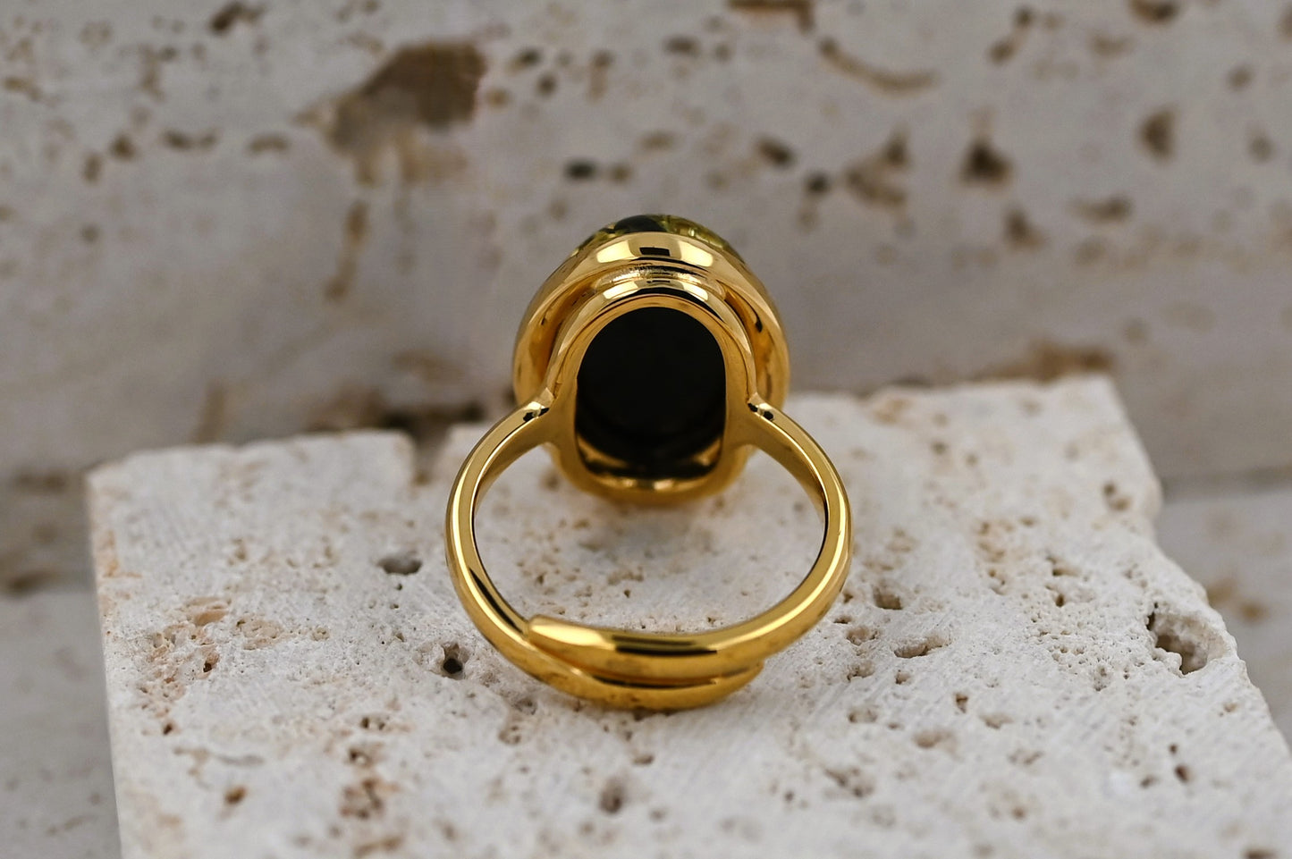 Classic Amber Ring, Green, Gold-plated Silver