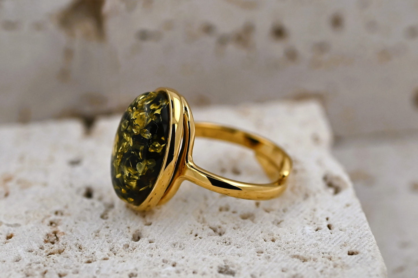 Classic Amber Ring, Green, Gold-plated Silver