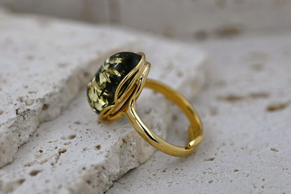 Amber Harmony Ring, Green, Gold-plated Silver