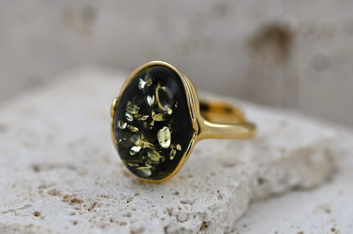 Amber Harmony Ring, Green, Gold-plated Silver