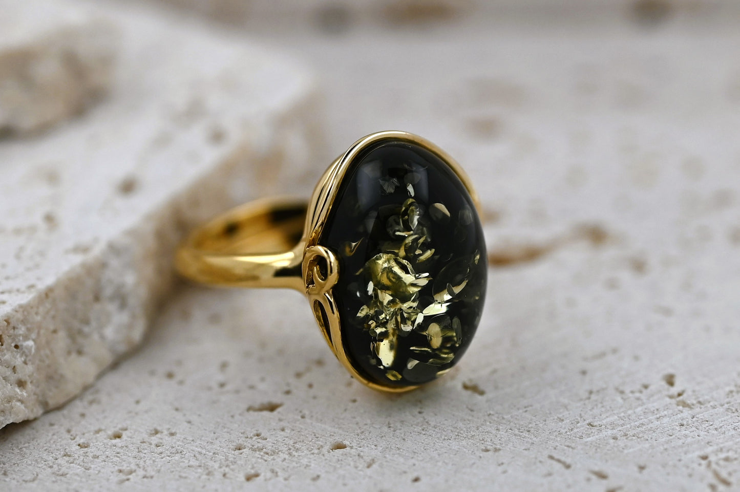 Amber Harmony Ring, Green, Gold-plated Silver